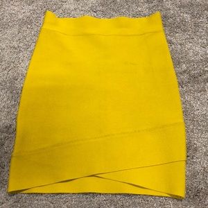 Bcbgmaxazria Skirt Size Small